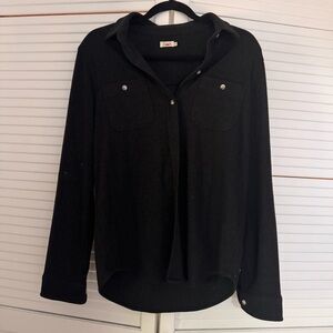 Faherty Women's Button-Up Pocket Shirt